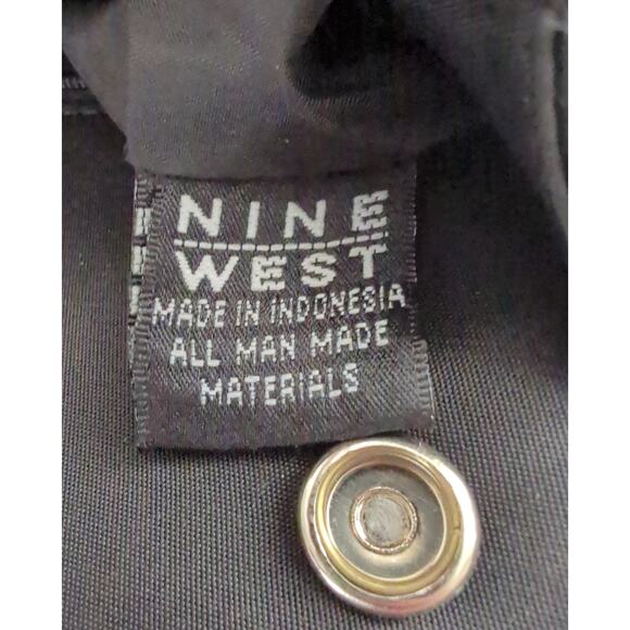 Nine West small Black Satchel Handbag Silver Snap closure on top 7 x 7 x 2.5 - Picture 10 of 10